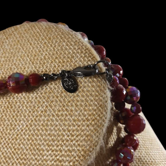 New In Bag Premier Design SCARLET Necklace - Picture 2 of 6